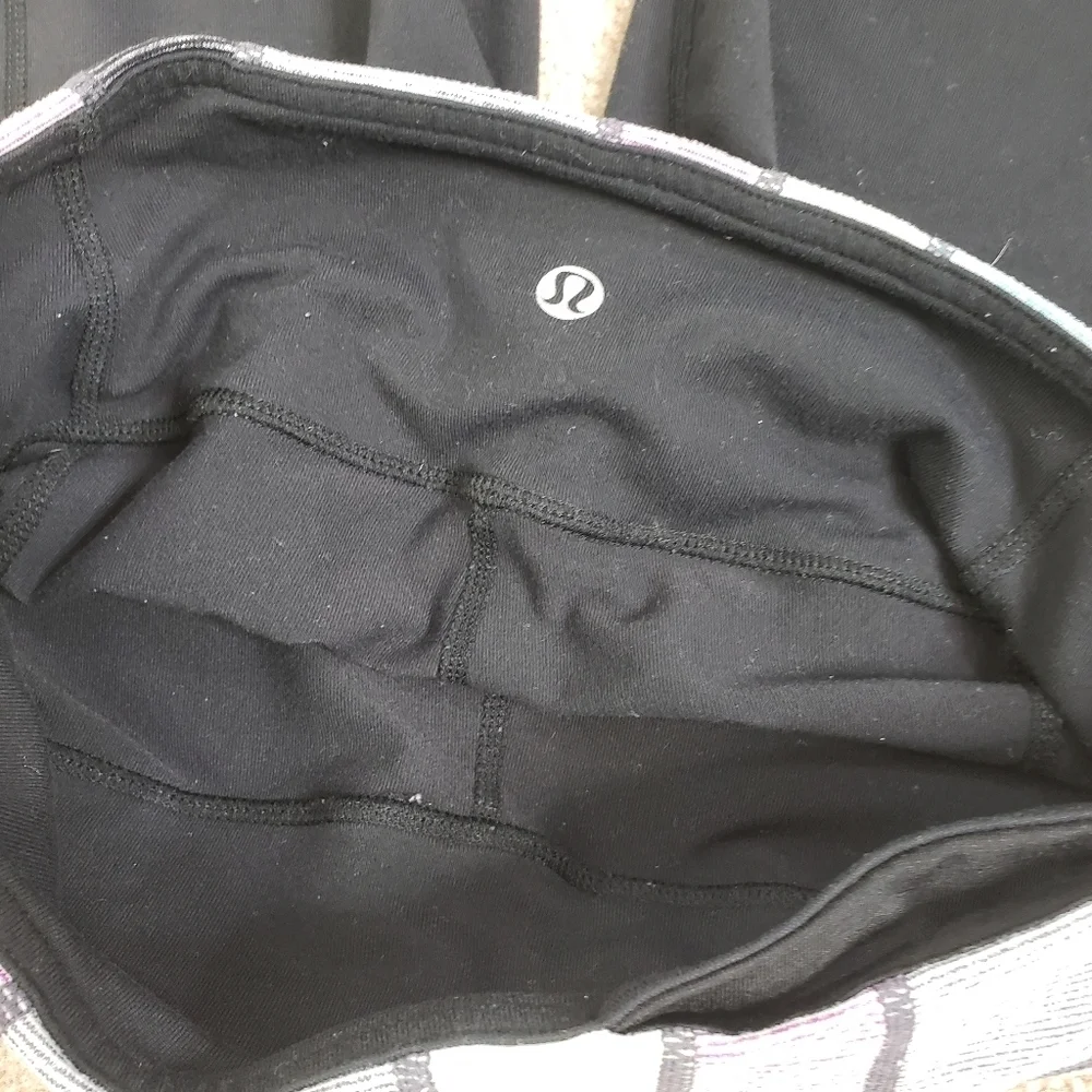 Lululemon Groove reversible crop wide leg legging - Picture 6 of 7